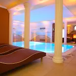 Victoria Hotel 4*