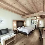 Victoria מלון 4*