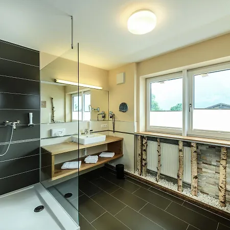 Victoria Hotel 4*